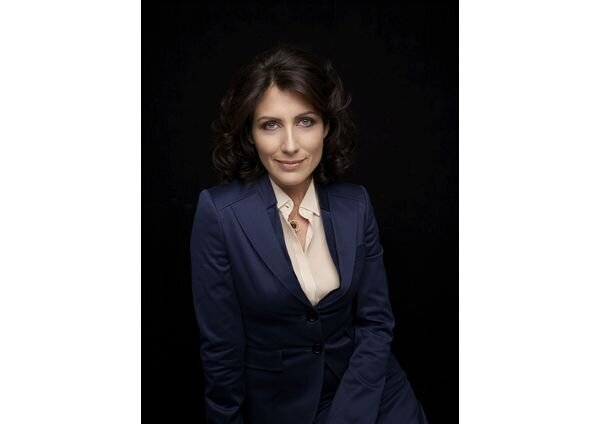 海外ドラマ最新レポート Vol.762 　「Dr. HOUSE」のリサ・エデルスタイン、華麗なグレーヘアを披露 